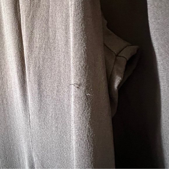 **FLAWED** Eileen Fisher 100% Silk Blouse Purple 'ish Gray Pullover Long Sleeve - Picture 6 of 9